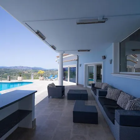 Holiday home Edel By Interhome